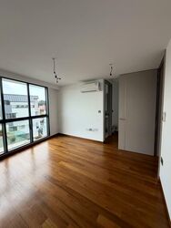 Simon Lane (D19), Terrace #561166081